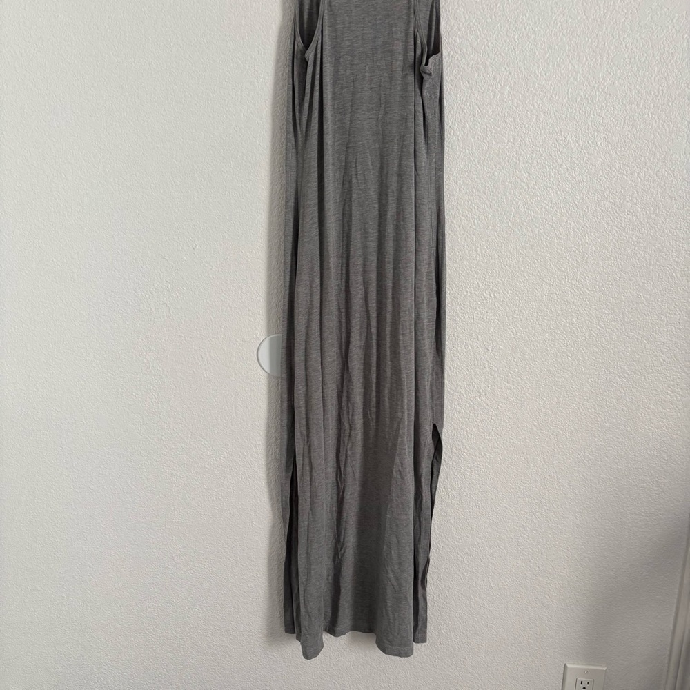 Lululemon Women's Heather Gray Sleeveless Refresh Maxi Dress - Picture 6 of 6